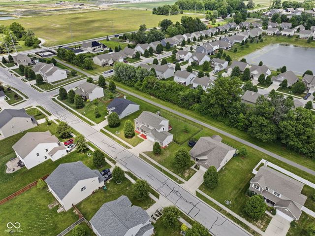 1867 Archbury Drive, Avon, IN 46123
