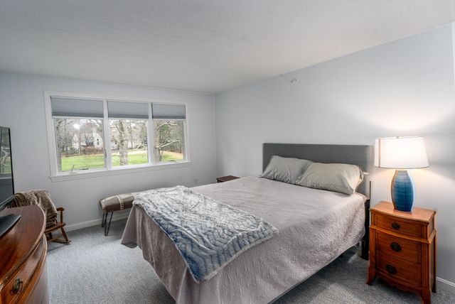 3 Longwood Road, Mashpee, MA 02649