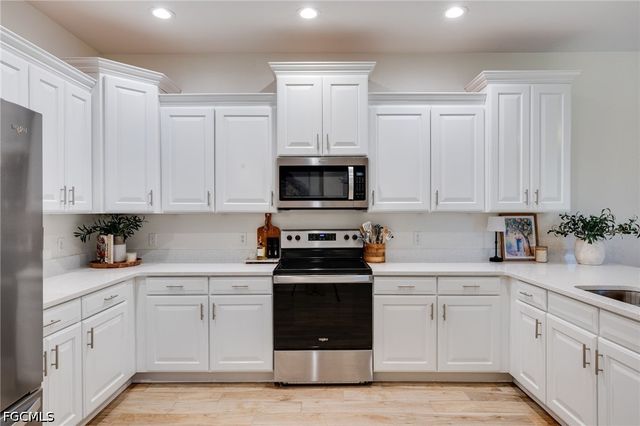 12658 Gemstone CT, Fort Myers, FL 33913