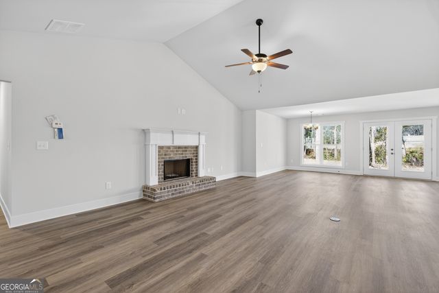 420 Seashell Court 17, Statham, GA 30666