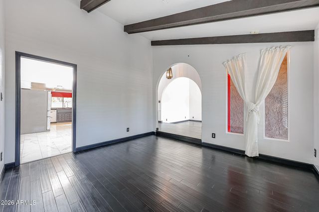 8444 N 7TH Avenue, Phoenix, AZ 85021