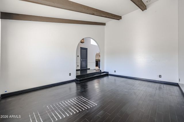 8444 N 7TH Avenue, Phoenix, AZ 85021