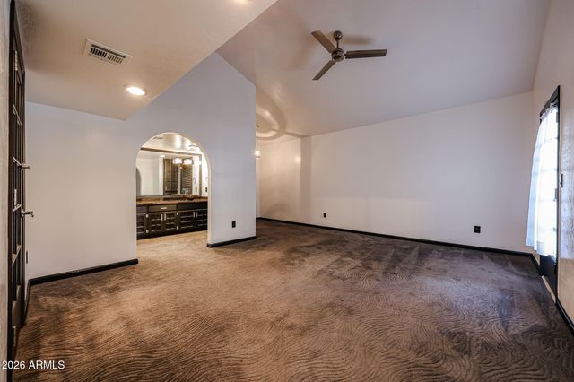 8444 N 7TH Avenue, Phoenix, AZ 85021