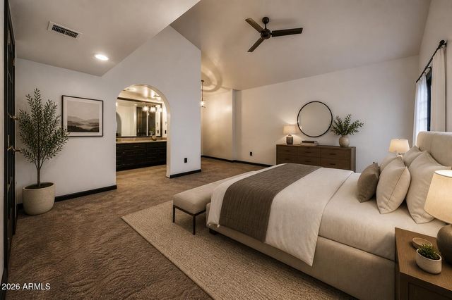 8444 N 7TH Avenue, Phoenix, AZ 85021