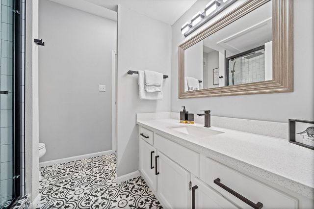 3100 Walnut Bend Lane 311, Houston, TX 77042