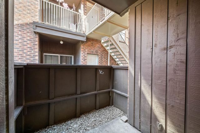 3100 Walnut Bend Lane 311, Houston, TX 77042