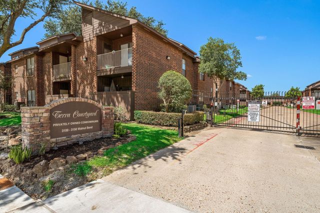 3100 Walnut Bend Lane 311, Houston, TX 77042