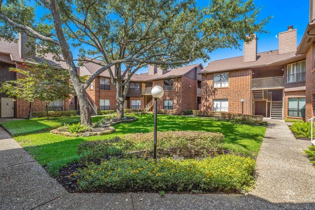 3100 Walnut Bend Lane 311, Houston, TX 77042