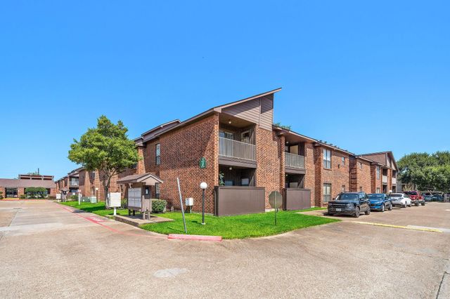 3100 Walnut Bend Lane 311, Houston, TX 77042
