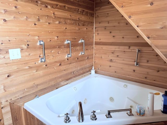 176 The Village Drive, Nancy, KY 42544