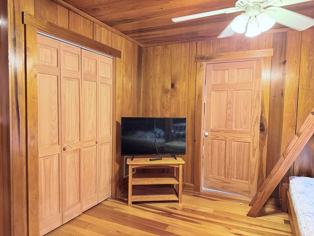 176 The Village Drive, Nancy, KY 42544