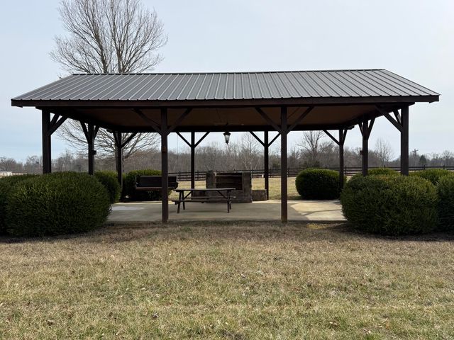 176 The Village Drive, Nancy, KY 42544