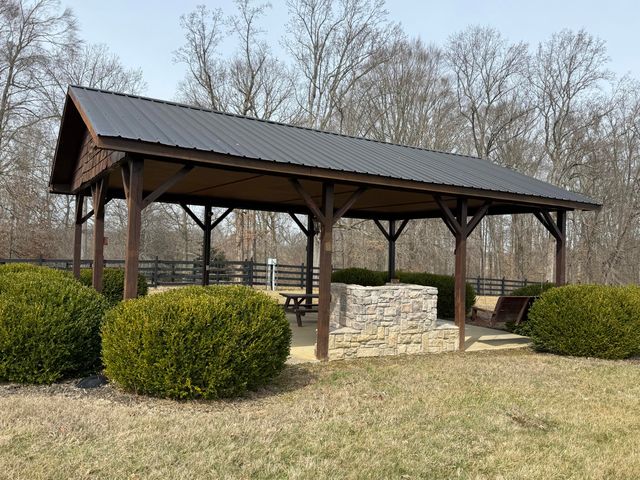 176 The Village Drive, Nancy, KY 42544