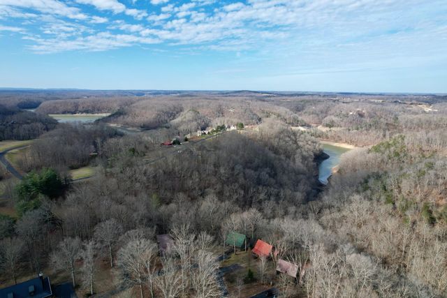 176 The Village Drive, Nancy, KY 42544