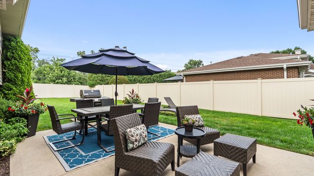 2964 Drover Lane, Darien, IL 60561