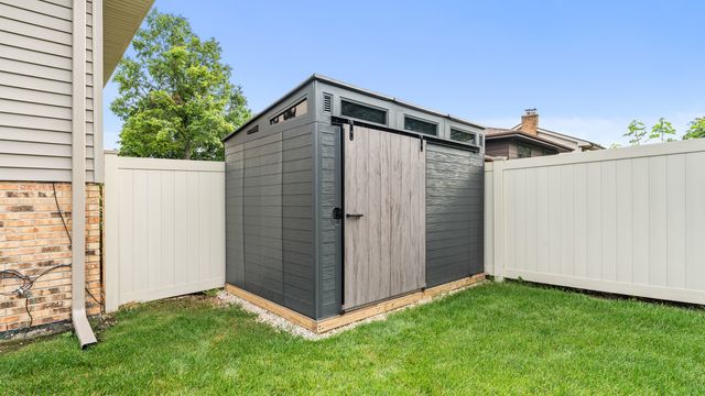 2964 Drover Lane, Darien, IL 60561