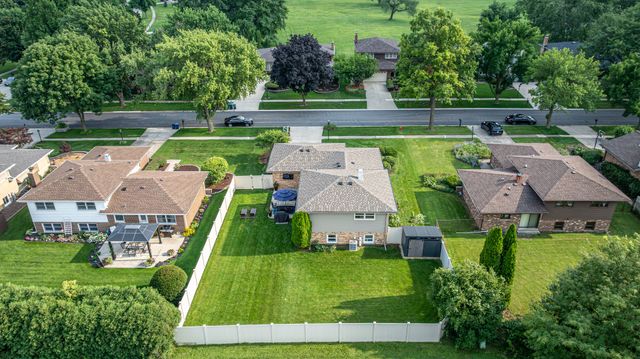 2964 Drover Lane, Darien, IL 60561