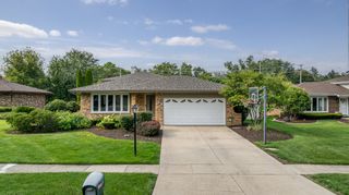 2964 Drover Lane, Darien, IL 60561