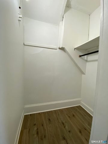 15 Lincoln Place, Bristol, CT 06010