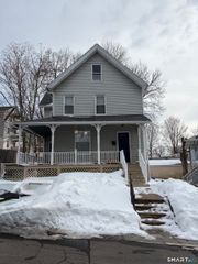 15 Lincoln Place, Bristol, CT 06010