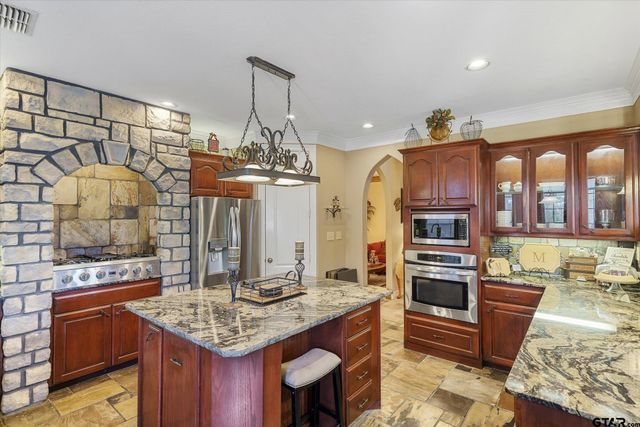 1056 County Road 3810, Hawkins, TX 75765