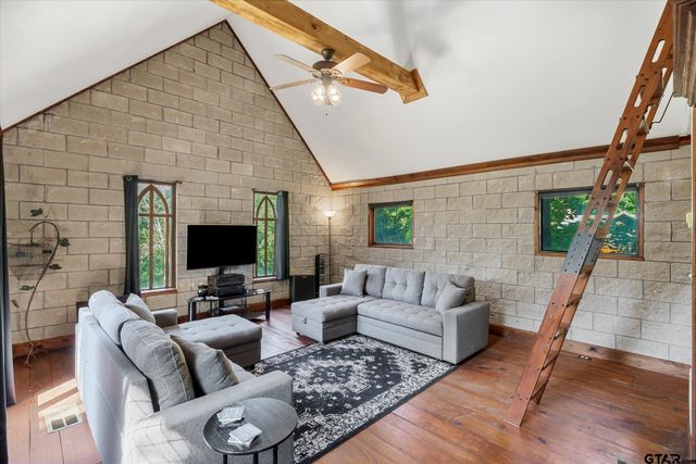 1056 County Road 3810, Hawkins, TX 75765