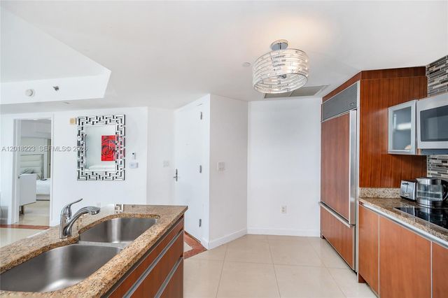 17201 Collins Ave 506, Sunny Isles Beach, FL 33160