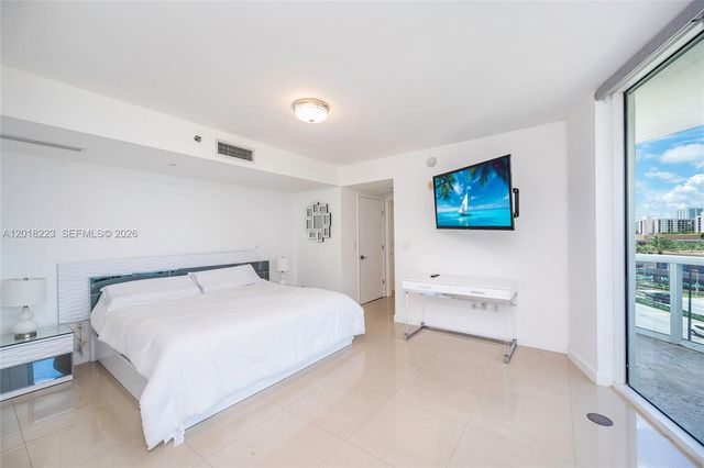 17201 Collins Ave 506, Sunny Isles Beach, FL 33160