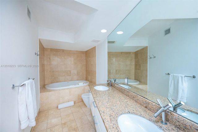 17201 Collins Ave 506, Sunny Isles Beach, FL 33160
