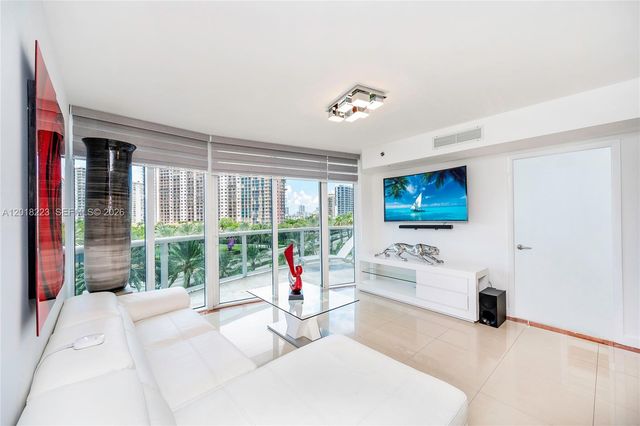 17201 Collins Ave 506, Sunny Isles Beach, FL 33160
