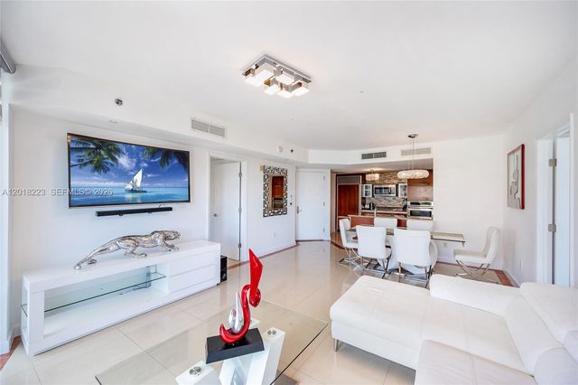 17201 Collins Ave 506, Sunny Isles Beach, FL 33160