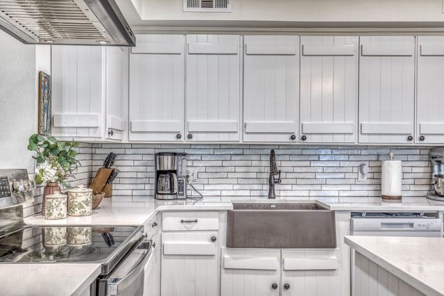 1289 Bluebonnet Ridge Drive, Chappell Hill, TX 77426