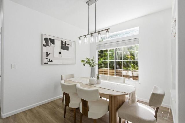 1171 La Rochelle Terrace G, Sunnyvale, CA 94089