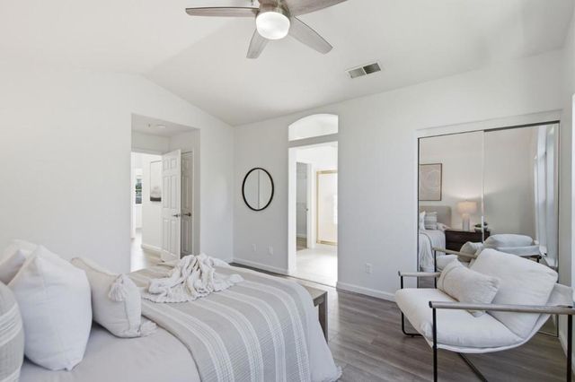 1171 La Rochelle Terrace G, Sunnyvale, CA 94089