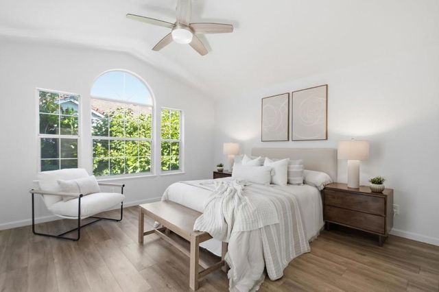 1171 La Rochelle Terrace G, Sunnyvale, CA 94089
