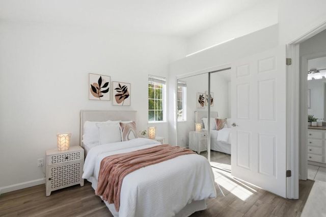 1171 La Rochelle Terrace G, Sunnyvale, CA 94089