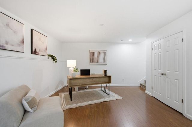 1171 La Rochelle Terrace G, Sunnyvale, CA 94089