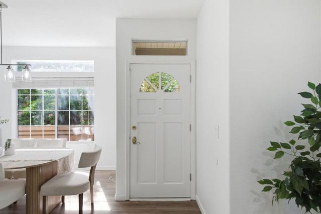 1171 La Rochelle Terrace G, Sunnyvale, CA 94089