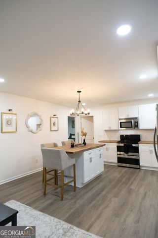 2160 SW Pekerson Road, Atlanta, GA 30315