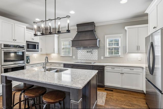 501 Tybarber Ave, Murfreesboro, TN 37129