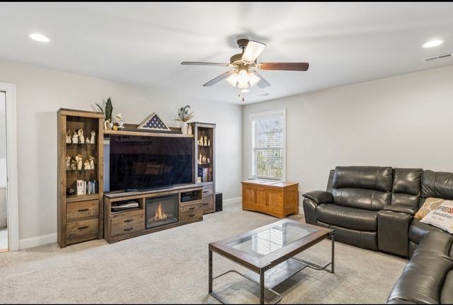 501 Tybarber Ave, Murfreesboro, TN 37129