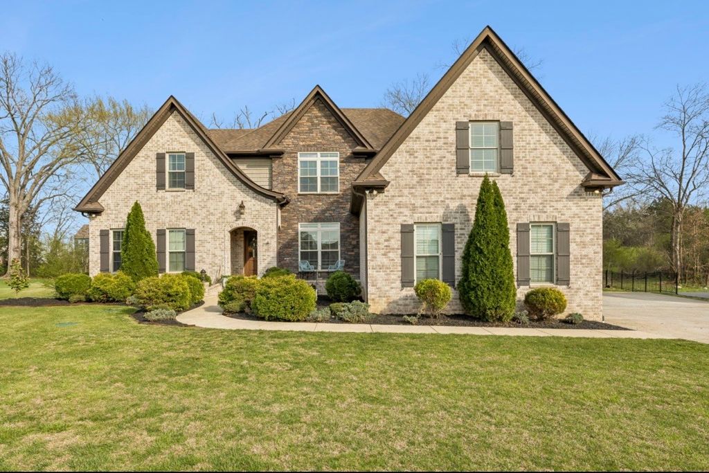 501 Tybarber Ave, Murfreesboro, TN 37129