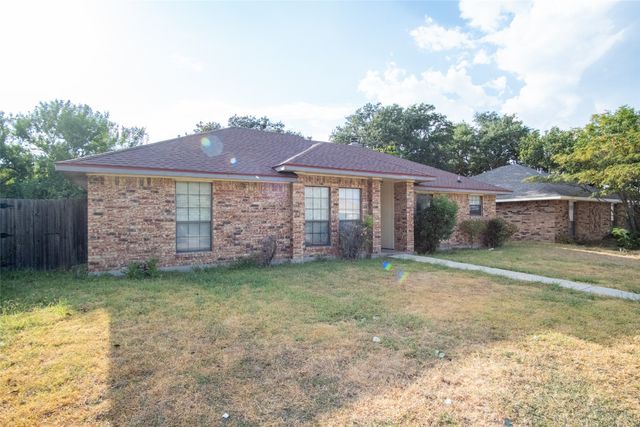 2801 College Park Drive, Rowlett, TX 75088