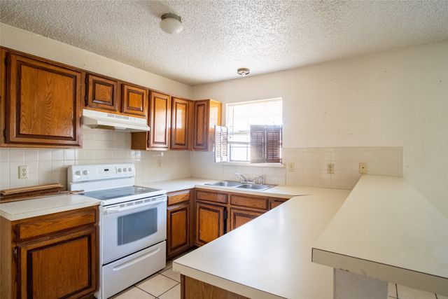 2801 College Park Drive, Rowlett, TX 75088