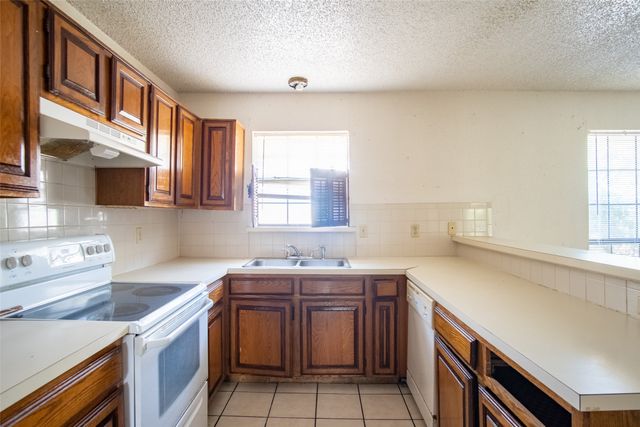 2801 College Park Drive, Rowlett, TX 75088