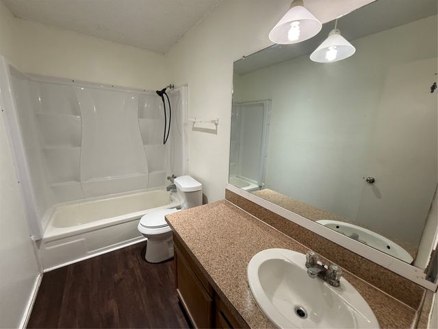 2641 Santa Barbara Drive, Grand Prairie, TX 75052