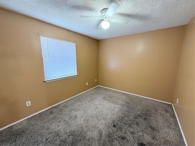 2641 Santa Barbara Drive, Grand Prairie, TX 75052