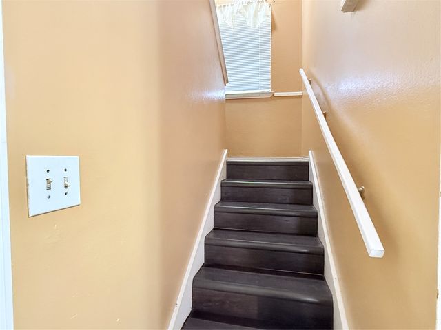 2641 Santa Barbara Drive, Grand Prairie, TX 75052