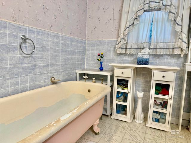 421 Franklin Avenue, Brewton, AL 36426