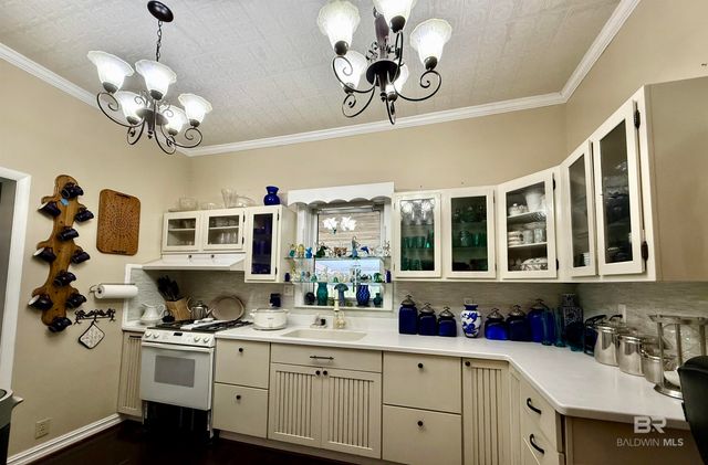 421 Franklin Avenue, Brewton, AL 36426